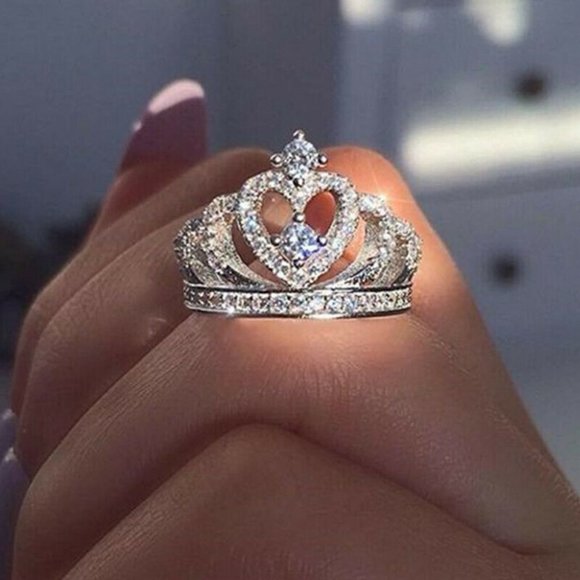 White Sapphire Queen's Diamond Crown Ring - Picture 1 of 2